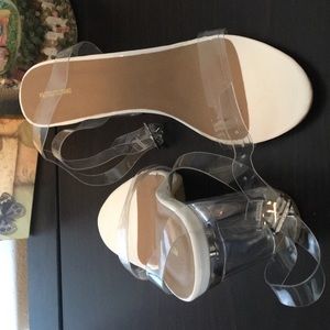 Pretty Little Thing 💕